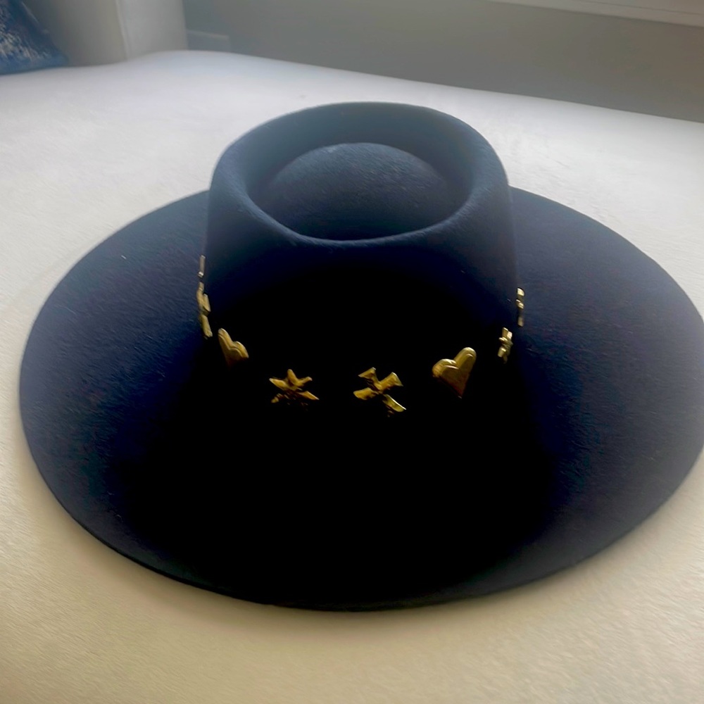 Lack of color hat
